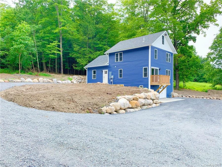 William Lee Curasi Realty, Inc.